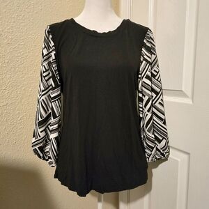 Counterparts Black and White Geometric Sleeve Women's Blouse Top‎ Size Medium